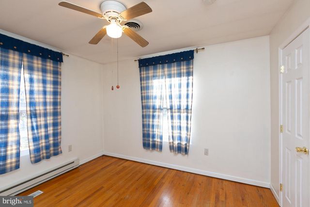 19 CARDINAL DR, Shepherdstown, WV 25443