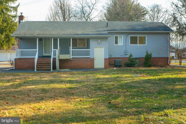 19 CARDINAL DR, Shepherdstown, WV 25443