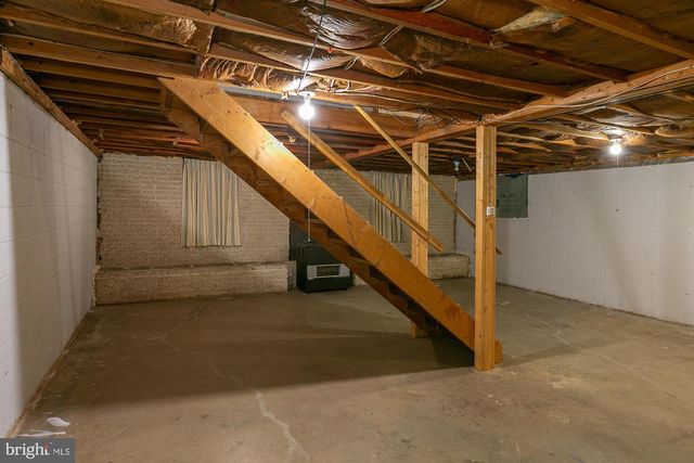 19 CARDINAL DR, Shepherdstown, WV 25443