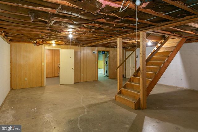 19 CARDINAL DR, Shepherdstown, WV 25443