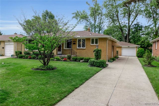 203 Forest Hill Drive, Amherst, NY 14221