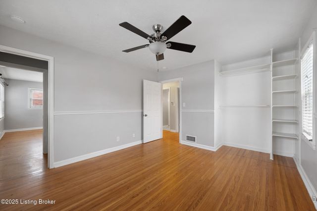 4227 Hillbrook Dr, Louisville, KY 40220