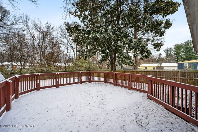 4227 Hillbrook Dr, Louisville, KY 40220