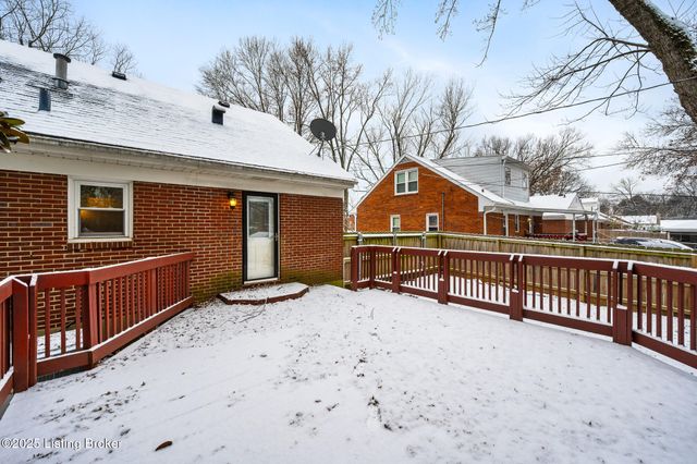 4227 Hillbrook Dr, Louisville, KY 40220