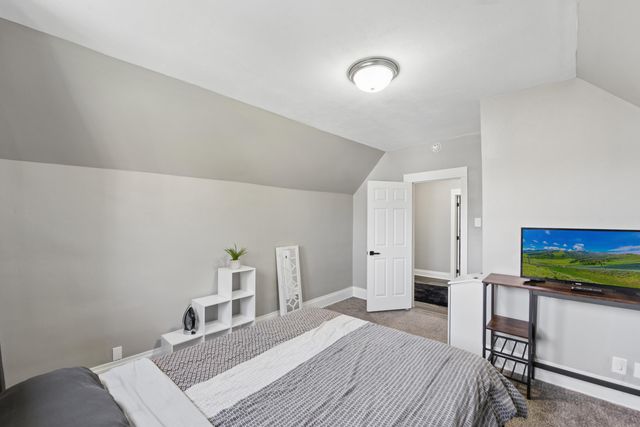 164 E 42nd Street, Covington, KY 41015