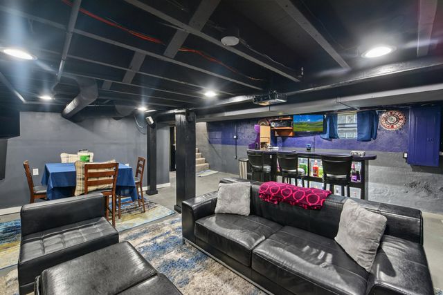 164 E 42nd Street, Covington, KY 41015
