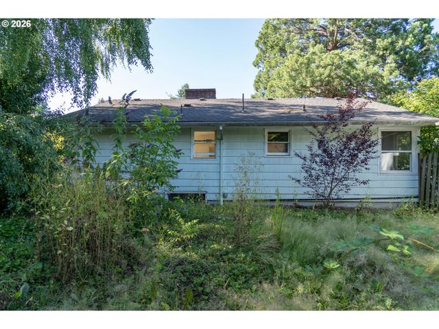 4725 Sw POMONA St, Portland, OR 97219