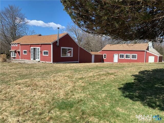 18 Platts Hill Road, Newtown, CT 06470
