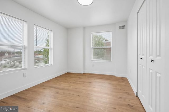 977 N 23RD ST, Camden, NJ 08105