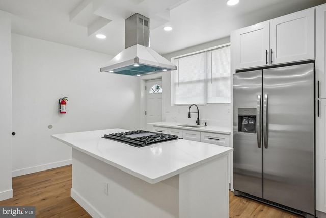 977 N 23RD ST, Camden, NJ 08105