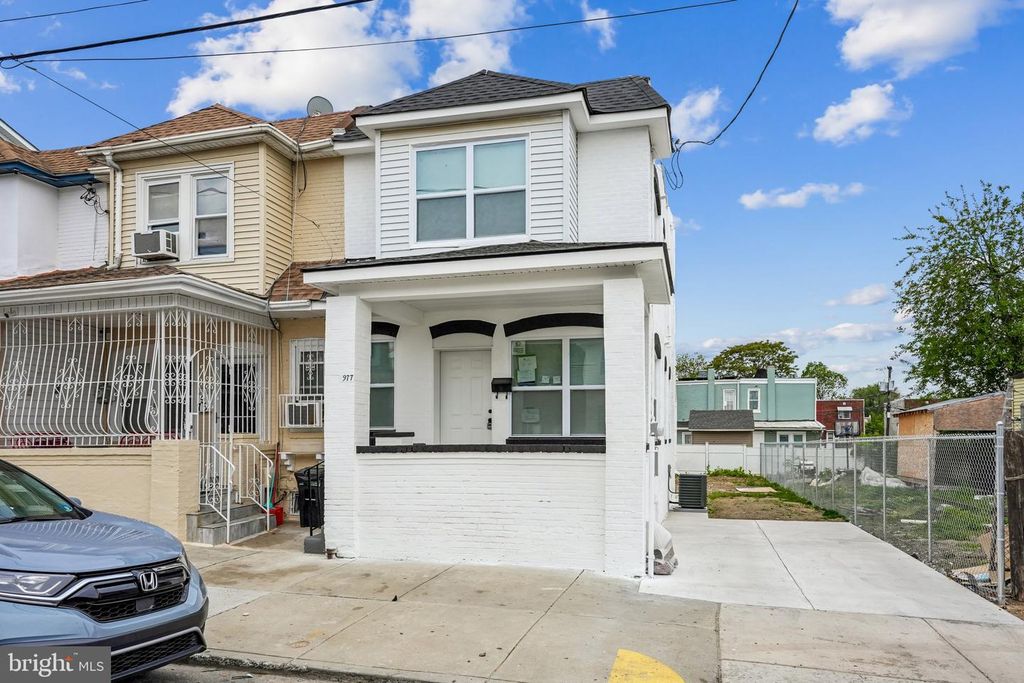 977 N 23RD ST, Camden, NJ 08105