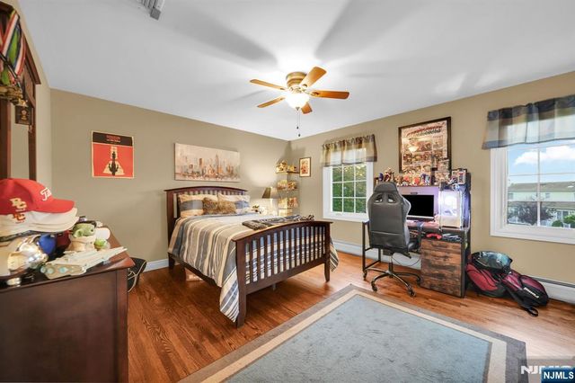 398 James Woods Court, New Milford, NJ 07646