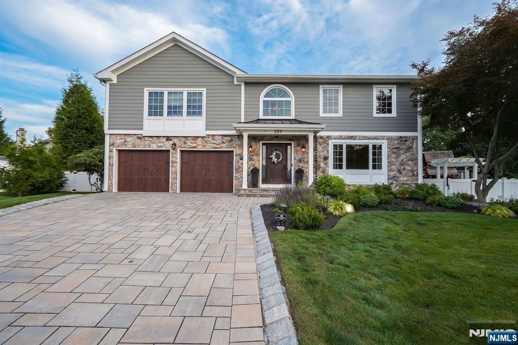 398 James Woods Court, New Milford, NJ 07646