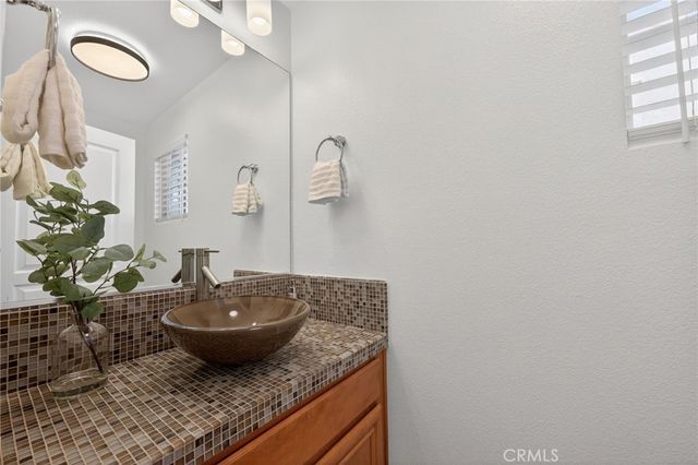 3578 Harwich Drive, Carlsbad, CA 92010