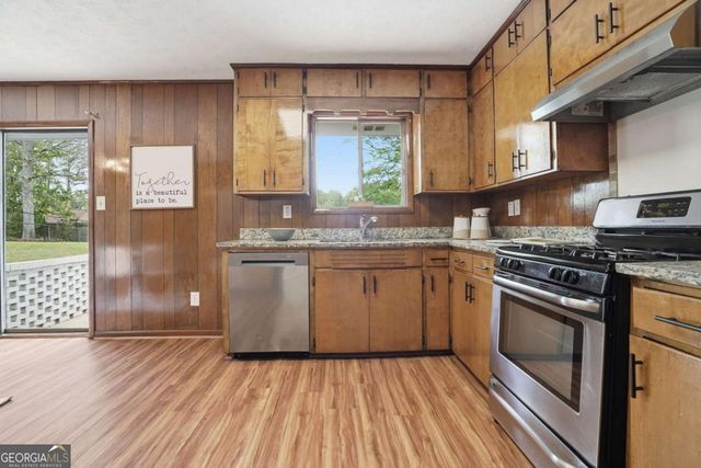 1143 Creekdale Drive, Clarkston, GA 30021