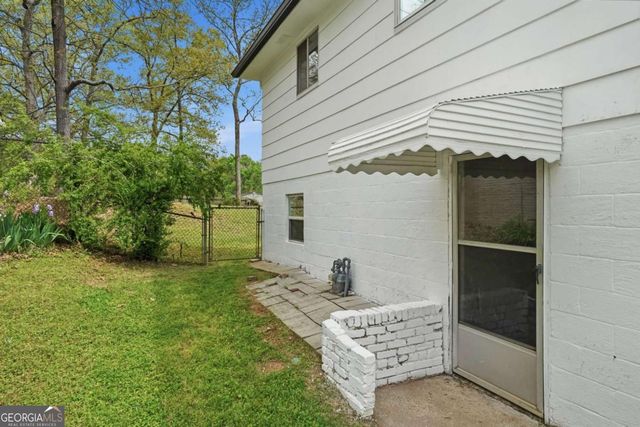 1143 Creekdale Drive, Clarkston, GA 30021
