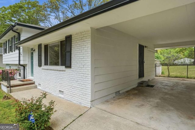 1143 Creekdale Drive, Clarkston, GA 30021