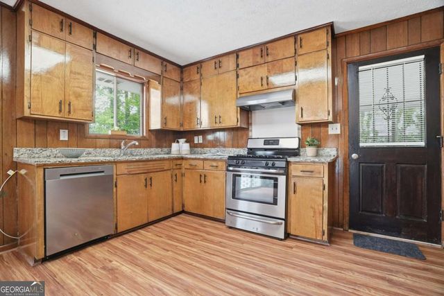 1143 Creekdale Drive, Clarkston, GA 30021