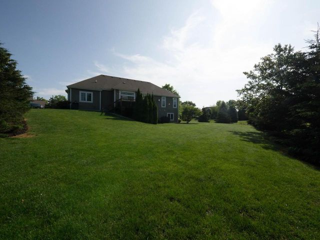 N74W24579 Merske COURT, Sussex, WI 53089