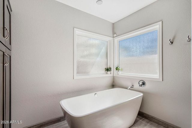 3306 E TONTO Drive, Phoenix, AZ 85044