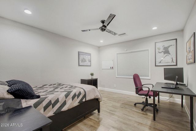 3306 E TONTO Drive, Phoenix, AZ 85044