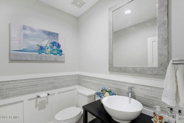 3306 E TONTO Drive, Phoenix, AZ 85044