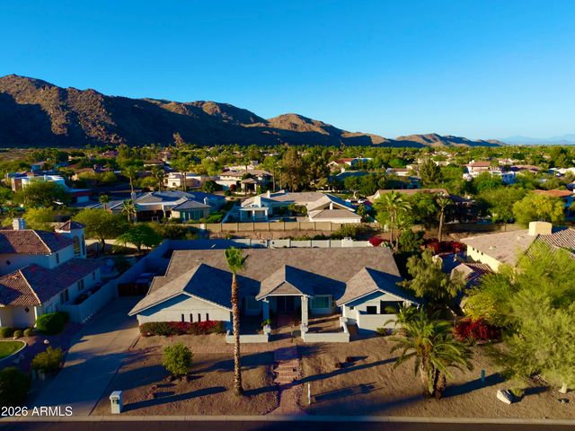 3306 E TONTO Drive, Phoenix, AZ 85044