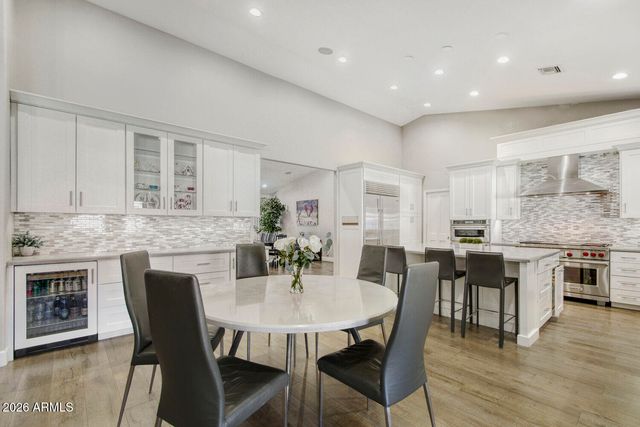 3306 E TONTO Drive, Phoenix, AZ 85044