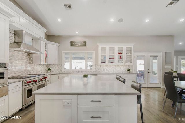 3306 E TONTO Drive, Phoenix, AZ 85044