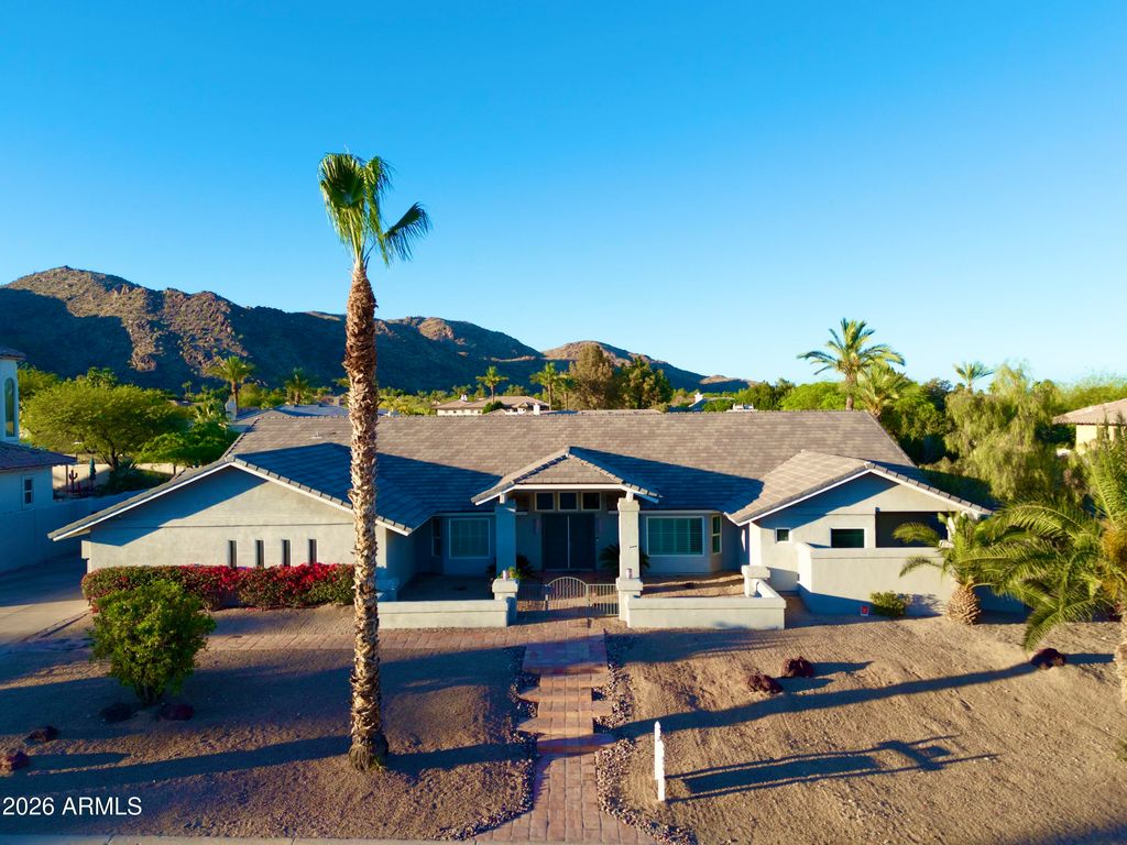 3306 E TONTO Drive, Phoenix, AZ 85044