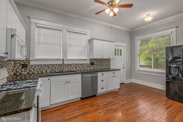 2304 Highland Avenue, Shreveport, LA 71104