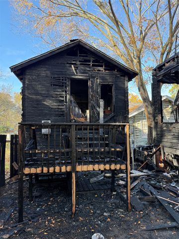 2304 Highland Avenue, Shreveport, LA 71104