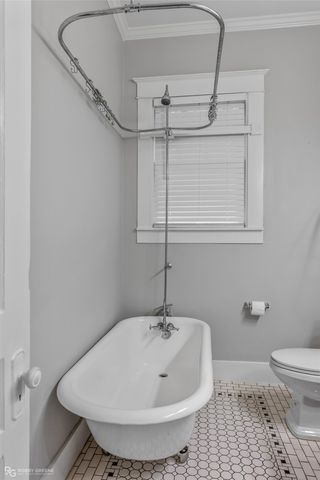 2304 Highland Avenue, Shreveport, LA 71104