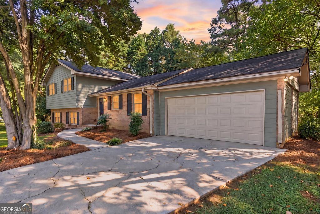 196 Simonton Road, Lawrenceville, GA 30046 — photo 2