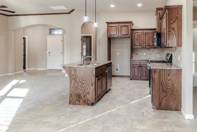 4528 Adobe Court, Yukon, OK 73099