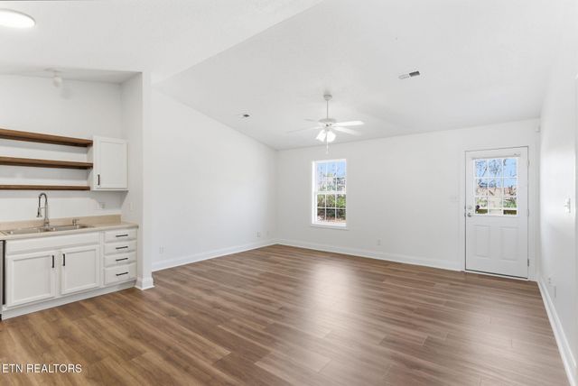 729 Graham Way, Knoxville, TN 37912