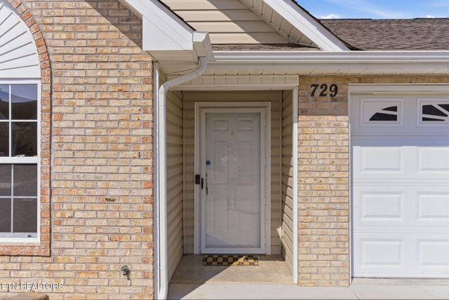 729 Graham Way, Knoxville, TN 37912