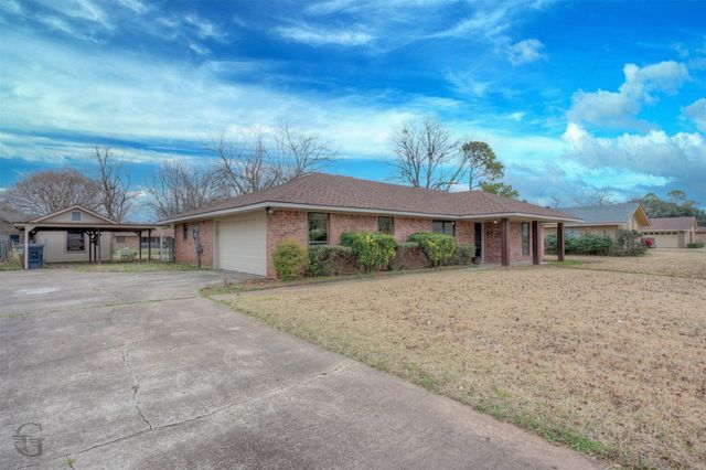 310 Lancashire Drive, Bossier City, LA 71111