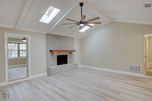 310 Lancashire Drive, Bossier City, LA 71111