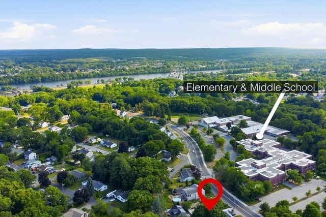 364 W Meadow Rd, Lowell, MA 01854