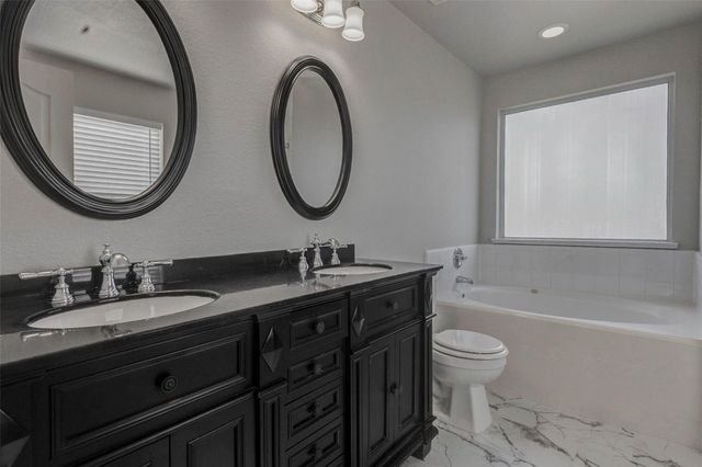 11251 Wild Goose Drive, Tomball, TX 77375