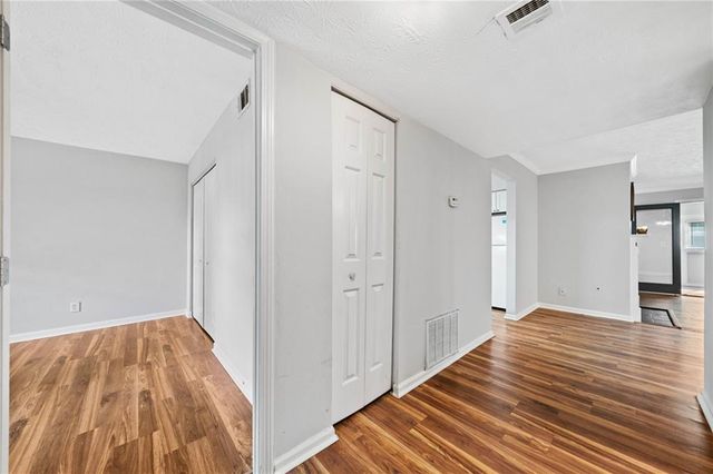 717 Beaufort Circle, Duluth, GA 30096