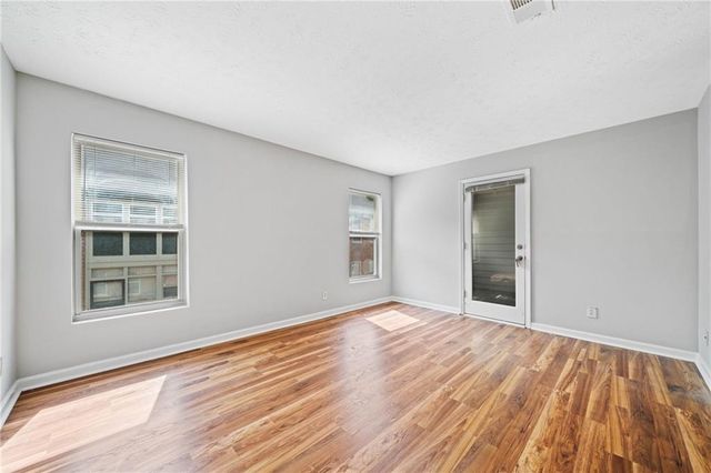 717 Beaufort Circle, Duluth, GA 30096