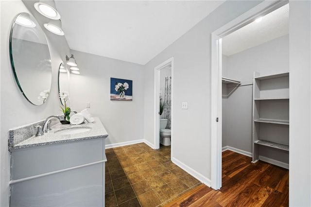 717 Beaufort Circle, Duluth, GA 30096