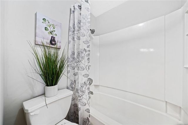 717 Beaufort Circle, Duluth, GA 30096