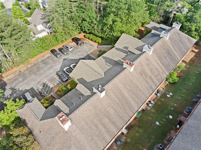 717 Beaufort Circle, Duluth, GA 30096