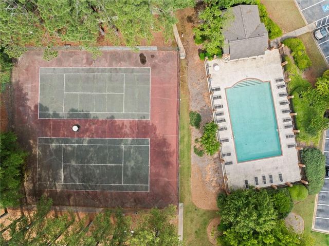 717 Beaufort Circle, Duluth, GA 30096