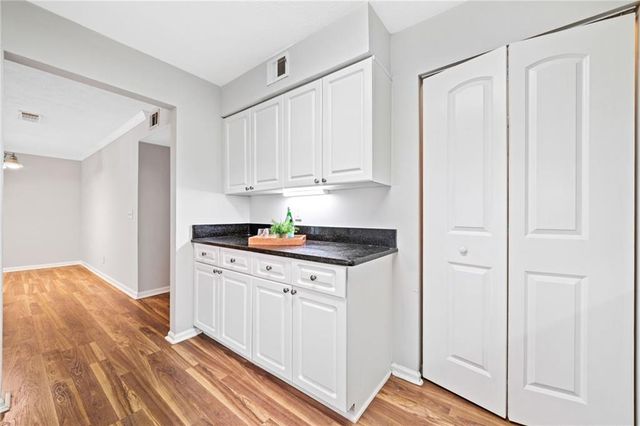 717 Beaufort Circle, Duluth, GA 30096