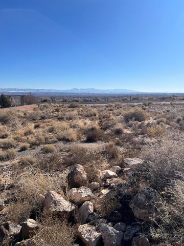 6315 Vista Del Prado Road NW, Albuquerque, NM 87120