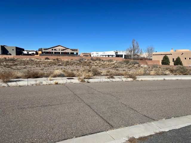 6315 Vista Del Prado Road NW, Albuquerque, NM 87120